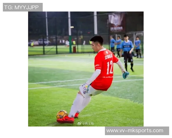 巨蟹座足球明星的情感与激情：他们如何在赛场上展现独特魅力